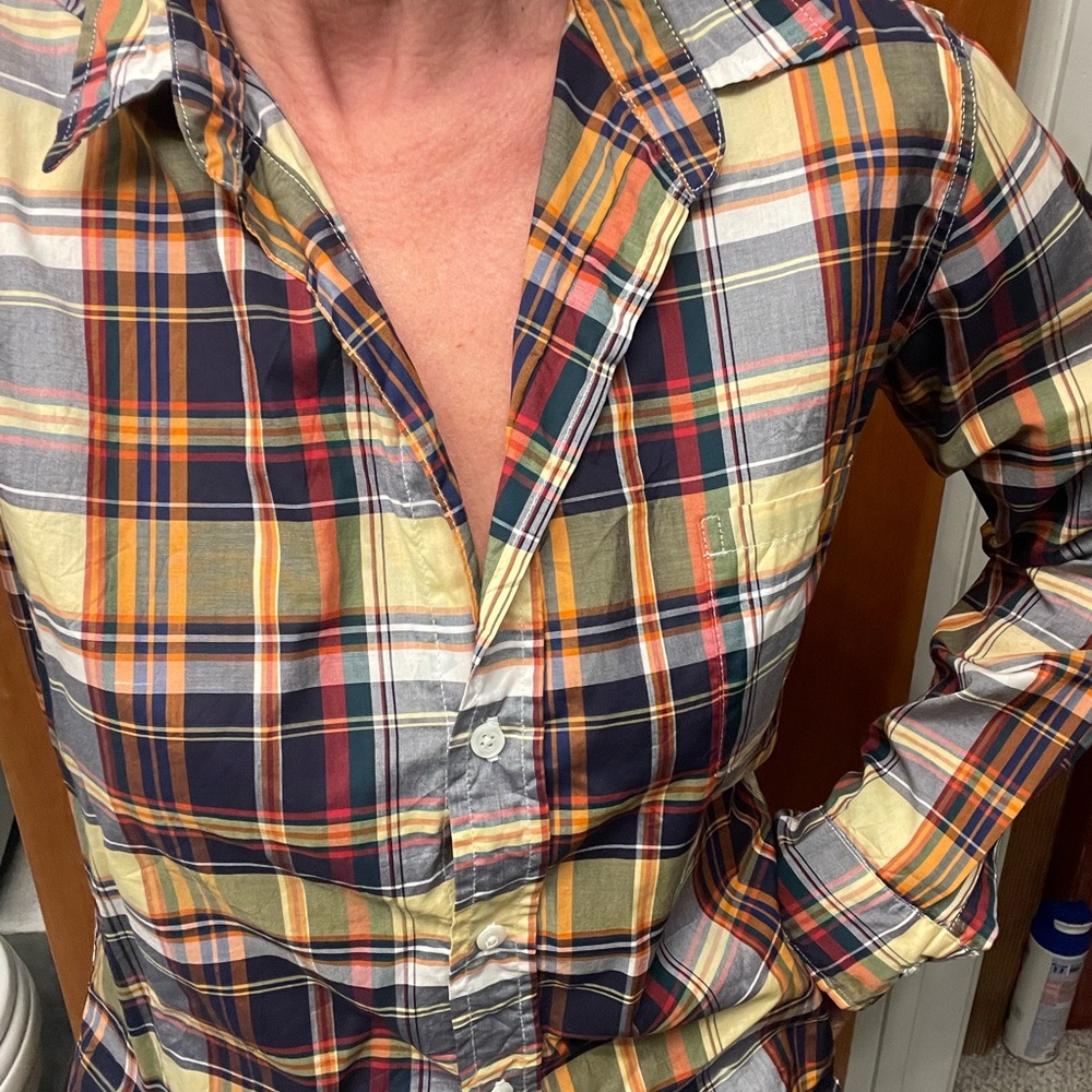 Frank & Eileen women’s Vibrant Plaid Button Down Shirt